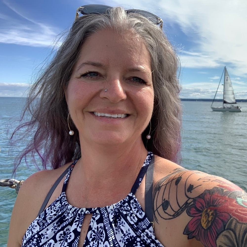 Meet your Posher, Tracy